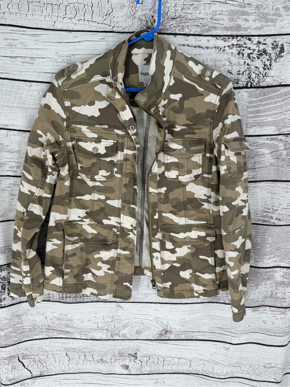 Kensie Women's Camo Utility Jacket in Olive and Cream